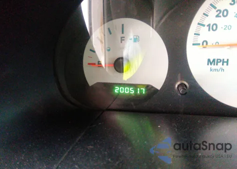 2005 Chrysler Town & Country Lx z USA, uszkodzony, nr VIN 2C4GP44R35R525920